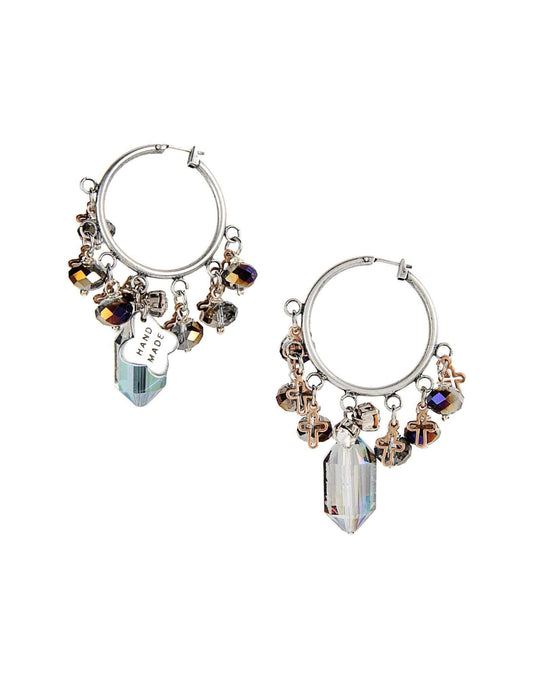 Hoop earrings with multicoloured charms